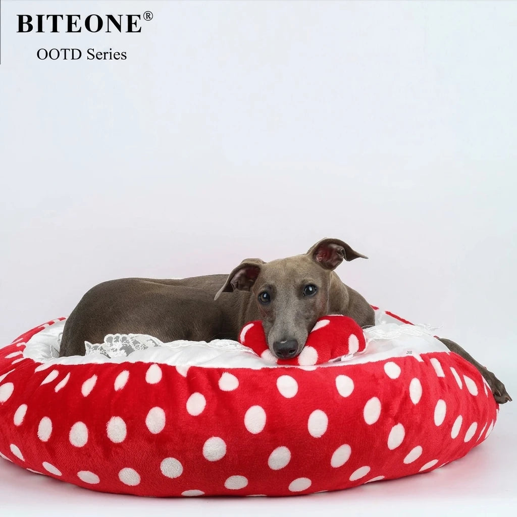 Warm Mushroom Pet Bed